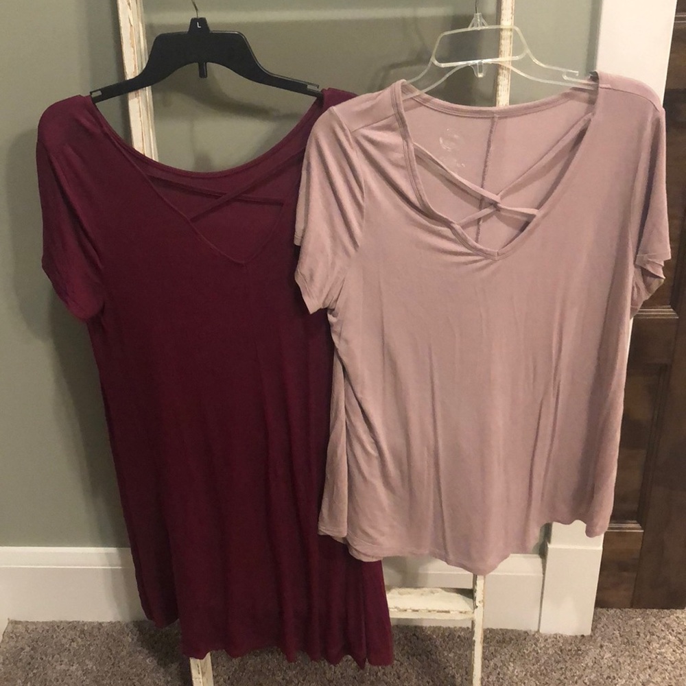 Lot of cross vneck T’s